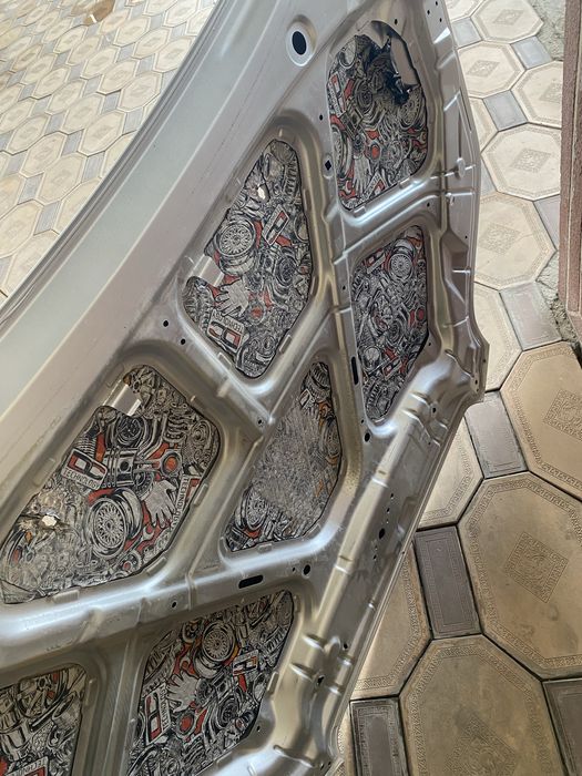 Капот, Rabon R3,обешумка есть!