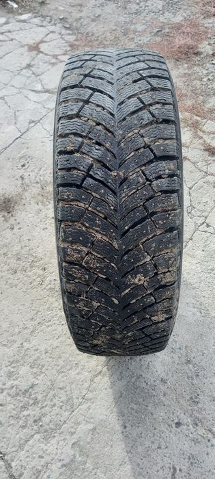 Продам шины Мишлен 235/65-17