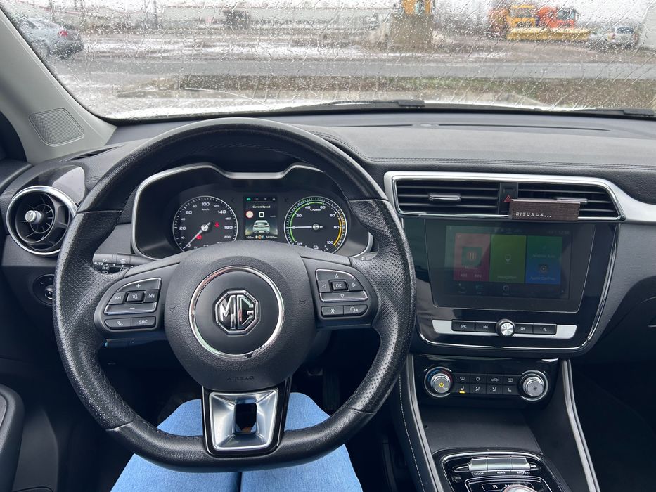 MG ZS EV Luxury Electric