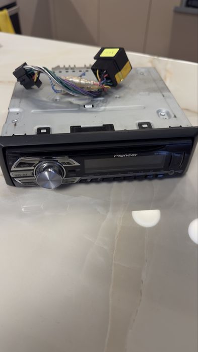 Pioneer DEH-1500 UBA