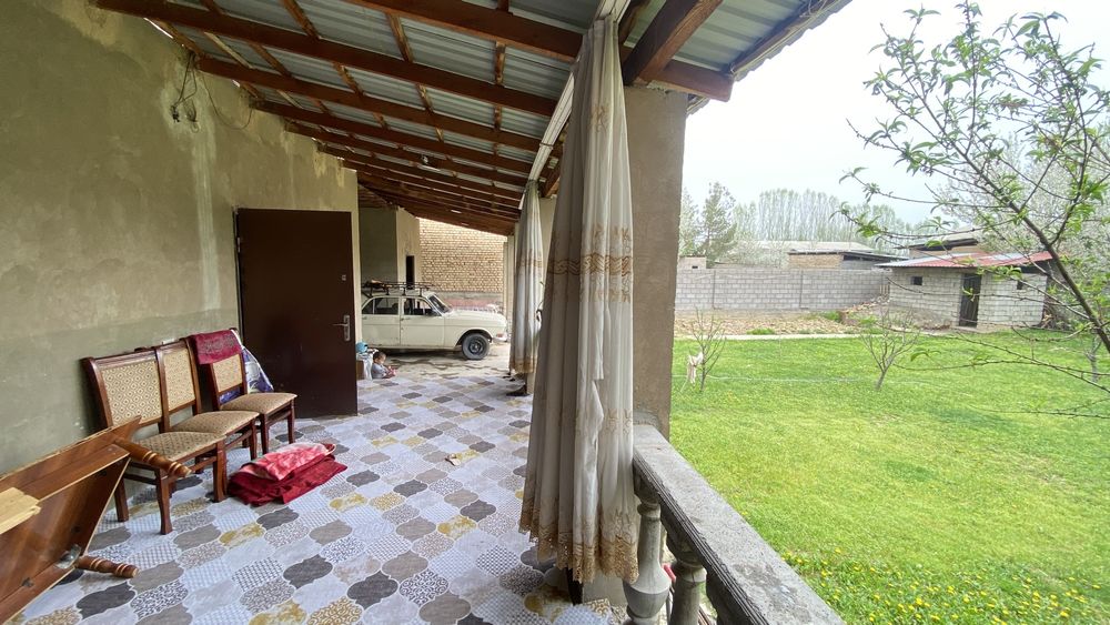 Уй хамма шароитлари билан