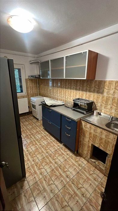 Vand apartament 4 camere