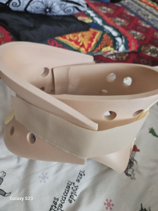 Бандаж для шейного отдела