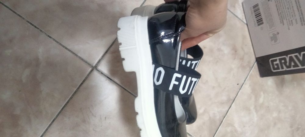 Закрытые туфли 34р