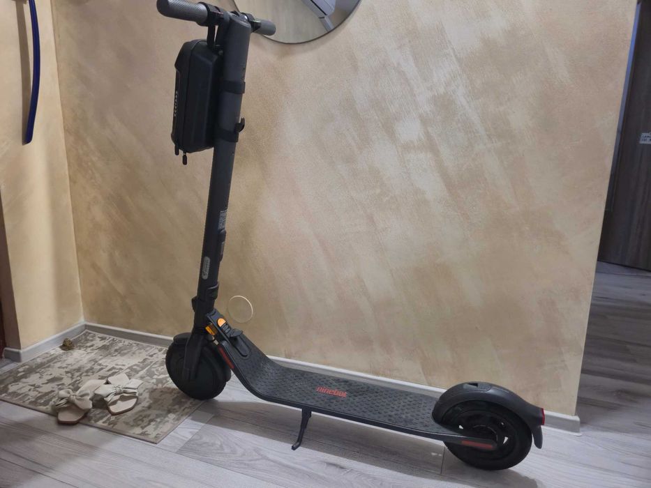 Trotineta electrica Segway Ninebot