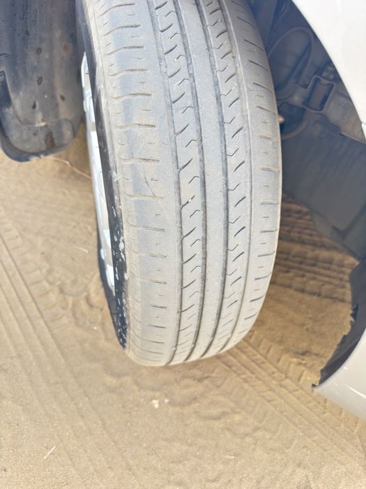 Продам покрышки на 195/70R14