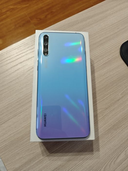 Продается Huawei Y8p