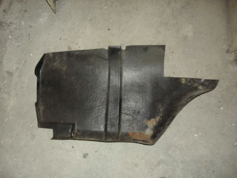 москвич 2140 кори за  багажник