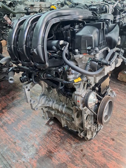 Motor Peugeot 3008  1.2 VTI Tip HM01 an 2009 - 2017 Motor Peugeot 308 Peugeot 208