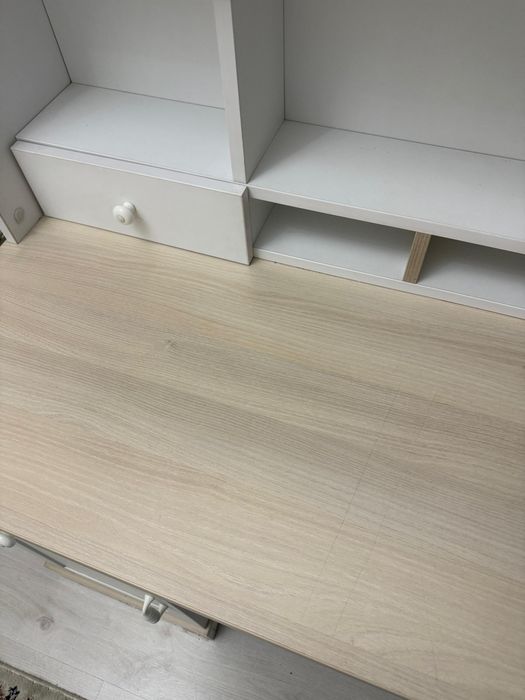 Стол для книг срочна