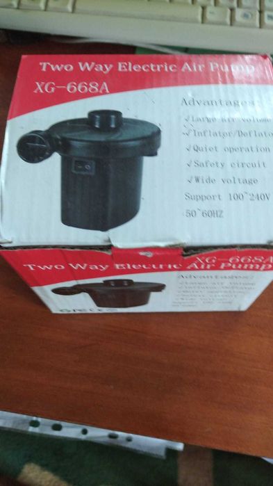 Матрас надувной  с насосом