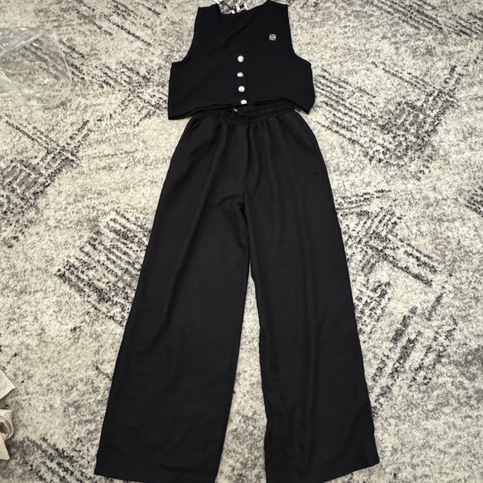 Compleu negru de vara foarte lejer marime M