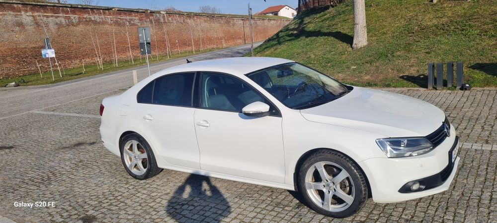 Volkswagen Jetta 6500 euro /usor negociabil