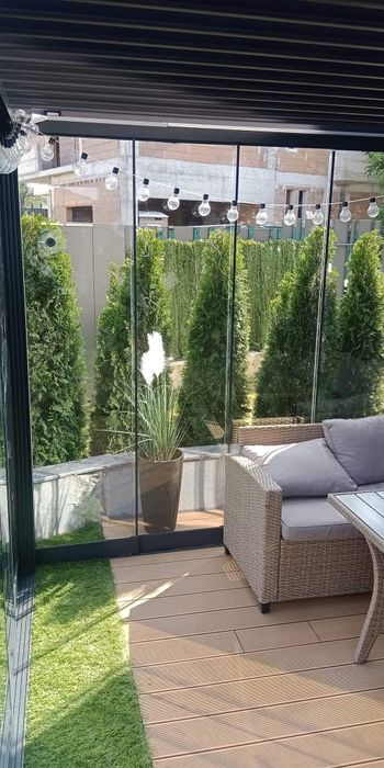 Безпрофилно остъкляване за тераси, балкони и веранди