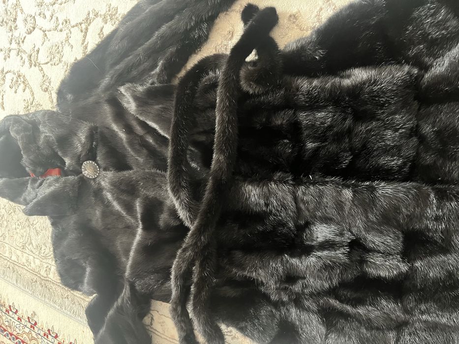 Шуба длиной до колен