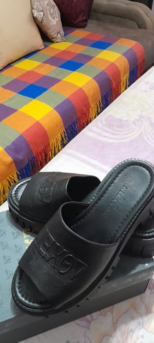 Шлепки кожаные турция