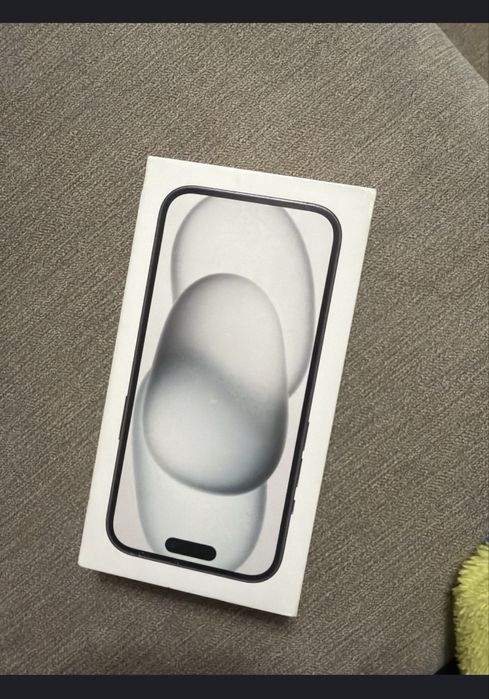 Новый Айфрн 15 не распокованный документы все имеются