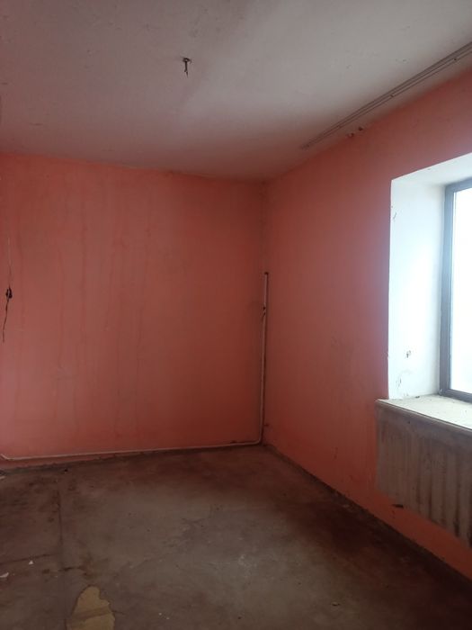 Продам  двухкомнатную квартиру