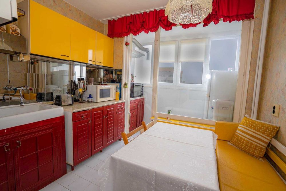 Продава се Двустаен апартамент в Бургас, Славейков - 69 кв.м за 1696 €/кв.м - Снимка #4