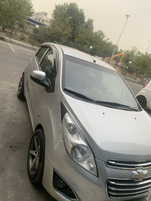 Продатеся спарк 2011 года , 270 000 пробег .