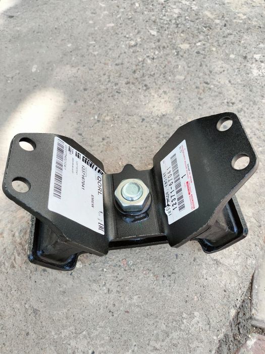 Подушка АКПП Toyota Land cruiser Prado 78