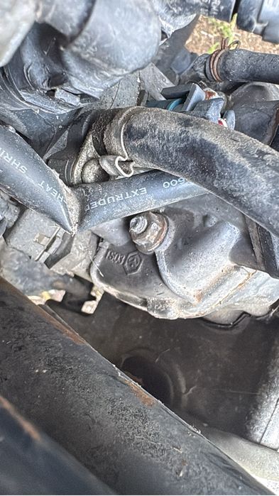 Aprilia sr 50 r factory defect fac schimb cu alt scuter