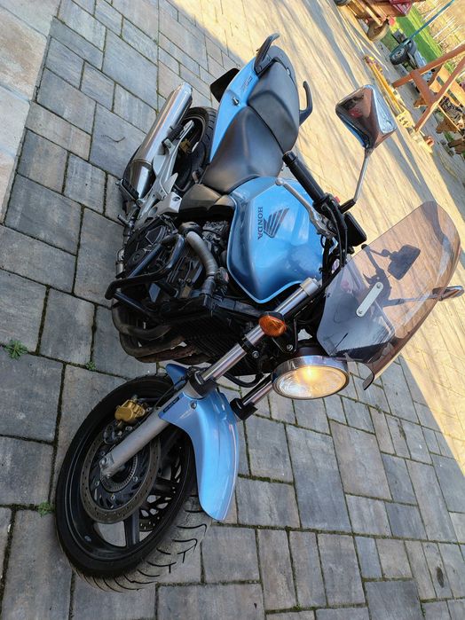 Motocicleta Honda CBf 600 2007