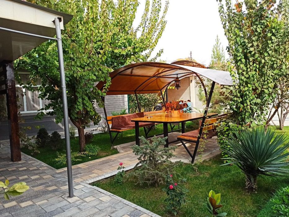 Продается уютный дом у реки с видом на горы. Чирчик, Аранча 8 соток.