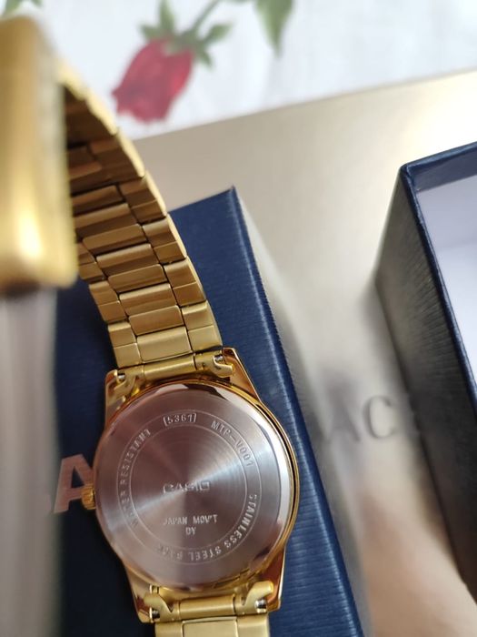 Продам часы Casio