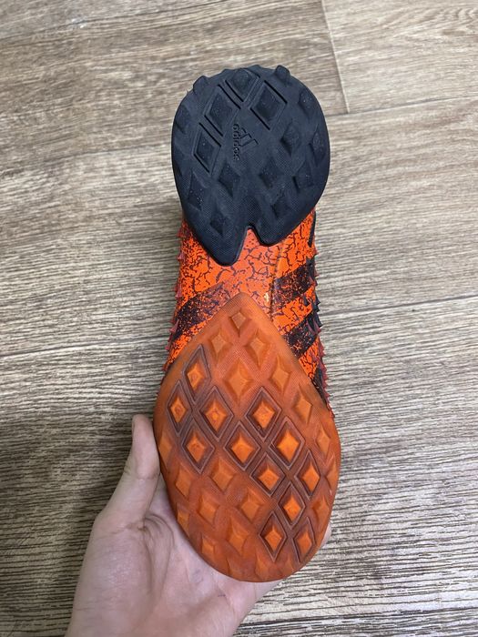 Сороконожки предаторы Адидас