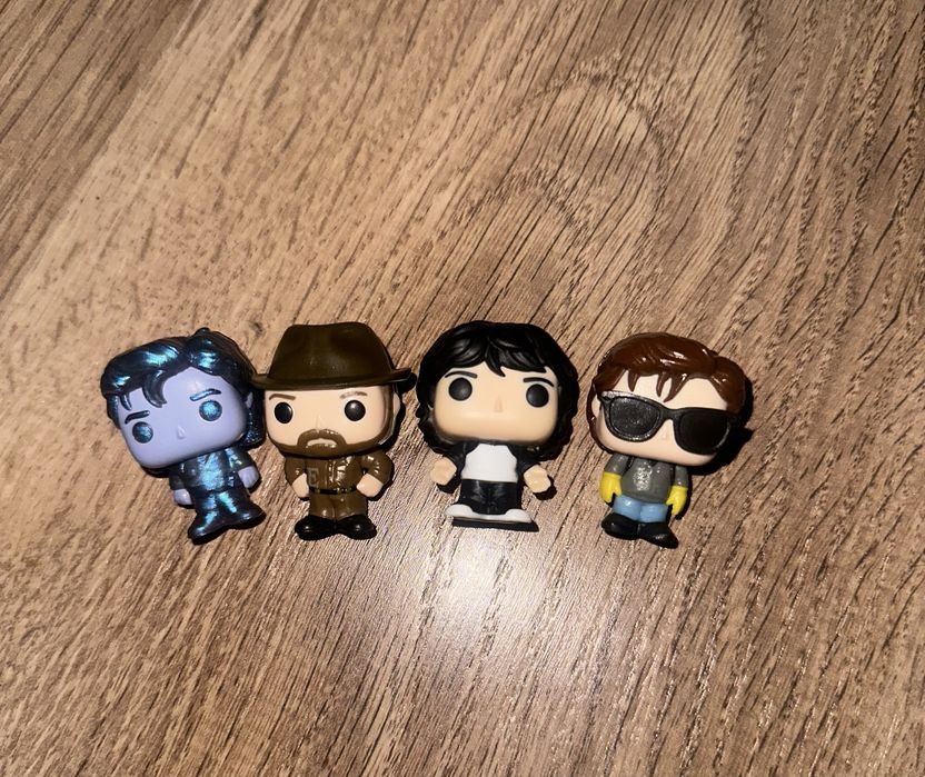 Kinder очень странные дела повторки