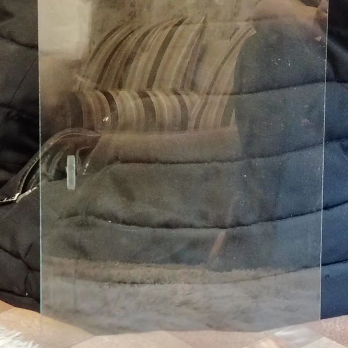 Стекла прочные разные