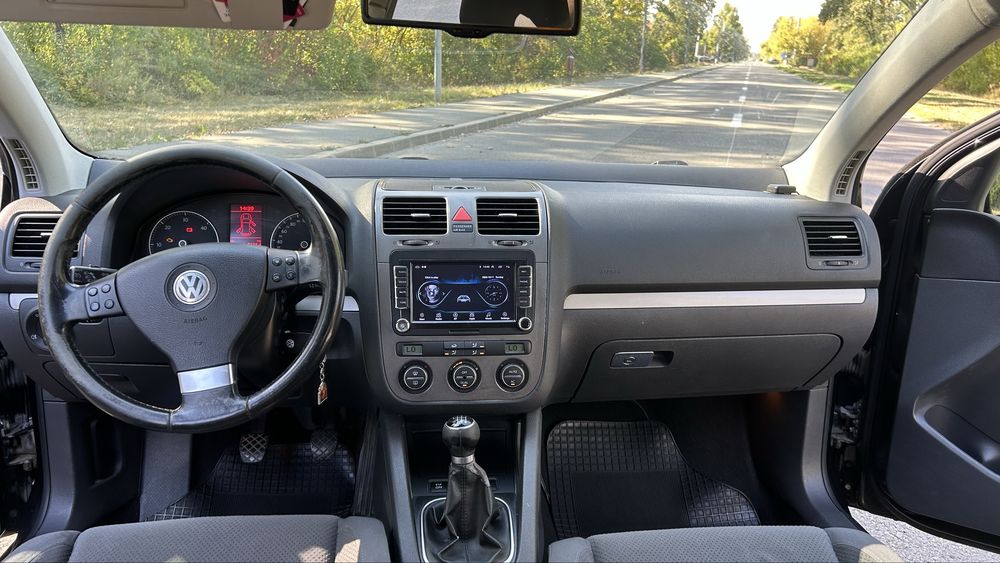 Volkswagen Golf 2008 diesel, 2.587 € — imagine 5
