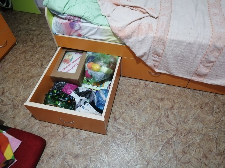 СРОЧНО!Продам детский гарнитур