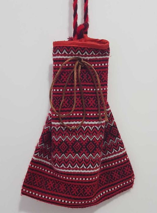 Costum popular pentru fetițe, 4-5 ani