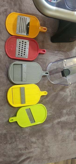 Мультирезка Mulinex в отличном состоянии.