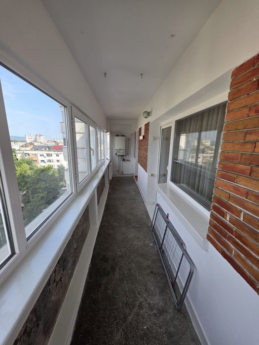 Vând apartament 2 camere central