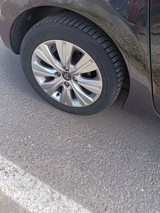 Vând /schimb citroen