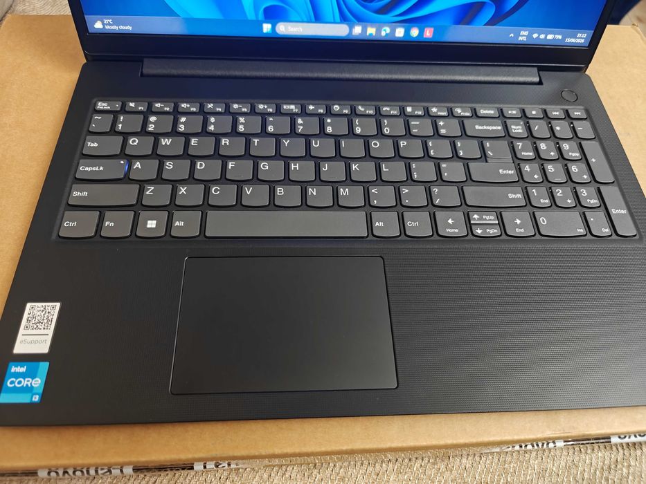 Laptop Lenovo V15 G3 Intel®Core™ i3-1215U , 16GB RAM , SSD 256 GB