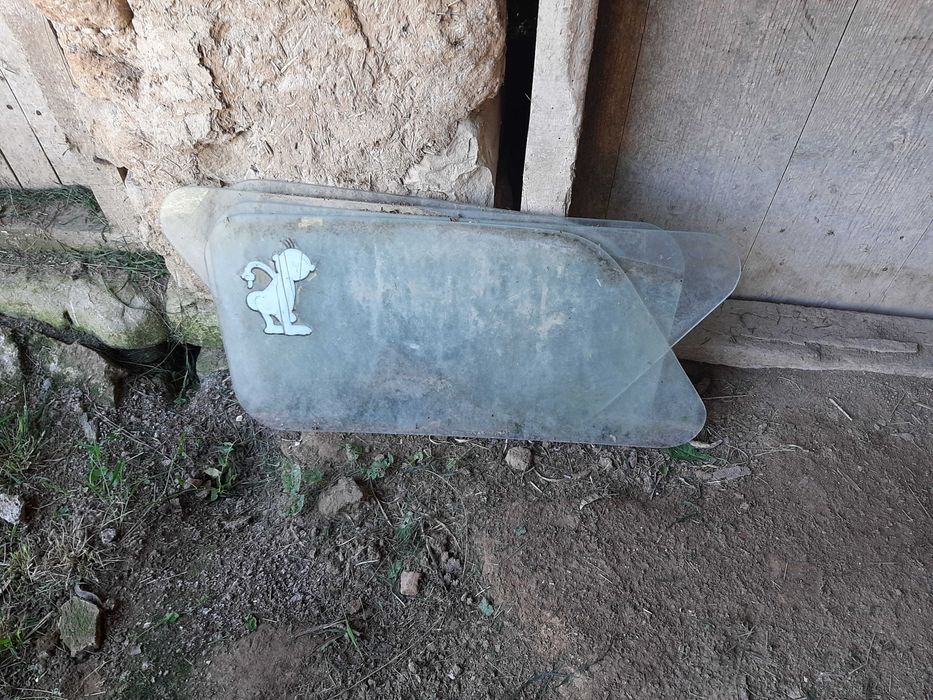 Части за Трабант стъкла крушки комплект кранче за гориво