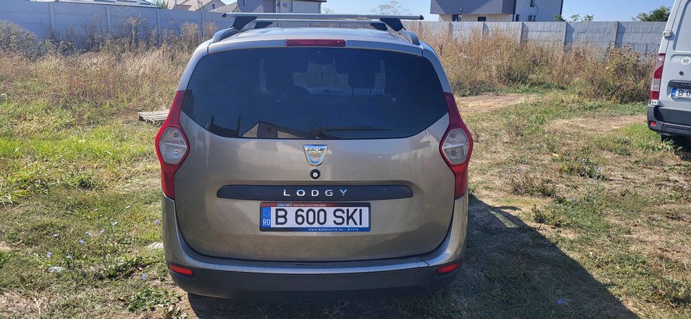 dacia lodgy an 2014 Euro 5 , motorina 7 locuri
