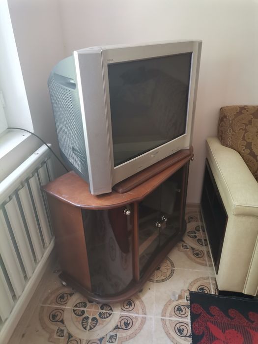 Продам телевизор Sony Trinitron