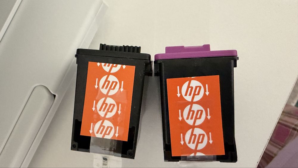 Продам принтер HP deskjet 2320