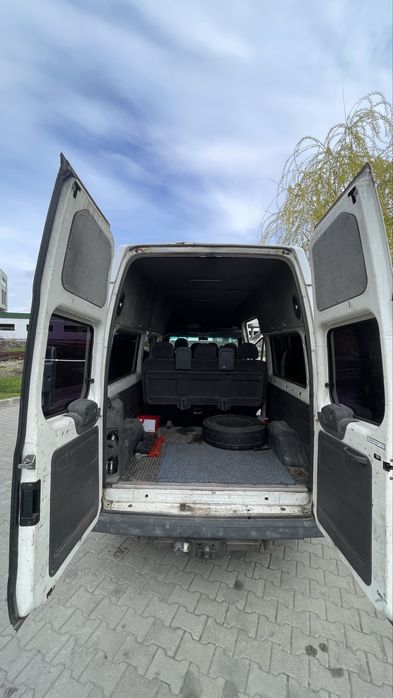 Ford Transit 125T350 Bus 8+1 locuri