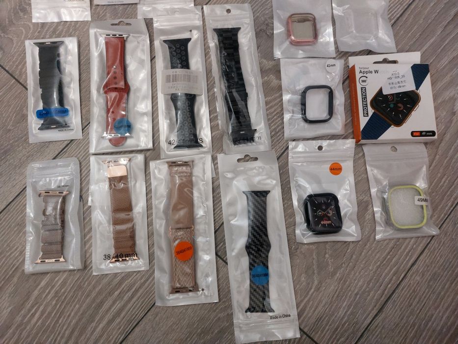 Аксесоари за Apple Watch