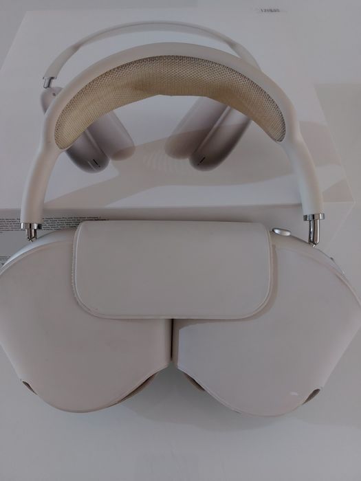 Apple airpods max starlight