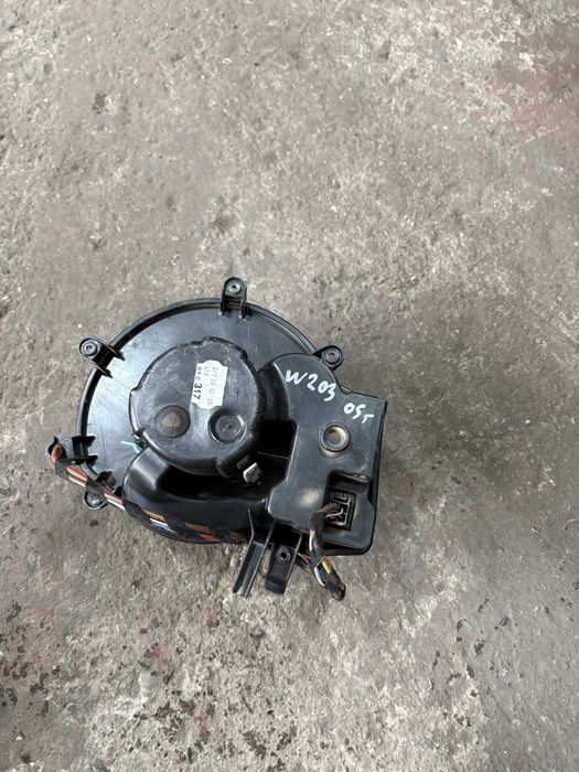 Mercedes w203 2005 година Вентилатор Парно