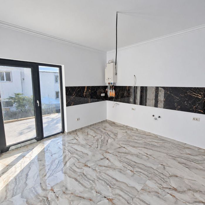 Casa de Vanzare Rediu, 95 mp utili, 334 mp teren, 4 Camere, Acces direct din Sos Rediu, Predare la Cheie, Langa Școală
