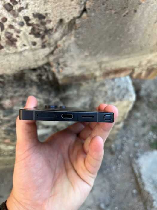 Продам Samsung s25 ultra