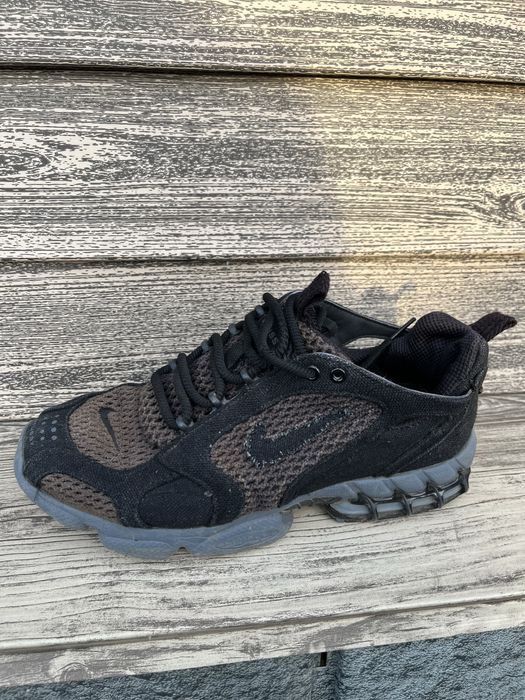 Продам три пары кроссовок!